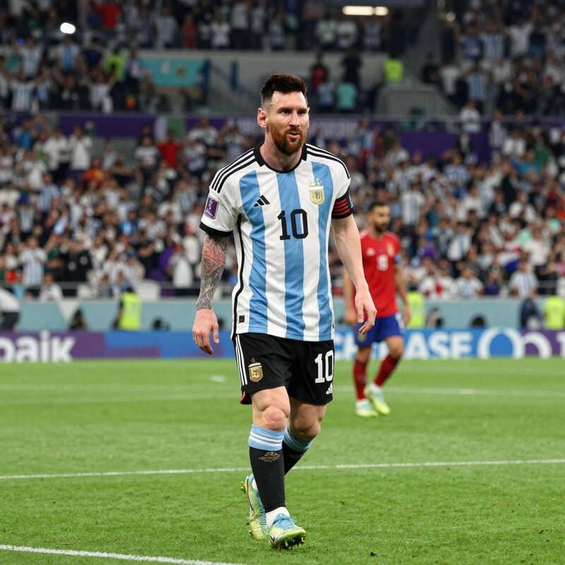 Tây Ban Nha soán ngôi Argentina: Messi lặng lẽ khép lại kỷ nguyên huy hoàng - 8239